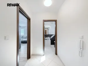 Prodej bytu 2+kk, Praha - Hlubočepy, Hugo Haase, 55 m2