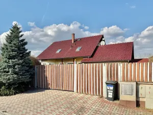 Prodej rodinného domu, Moravany, 140 m2