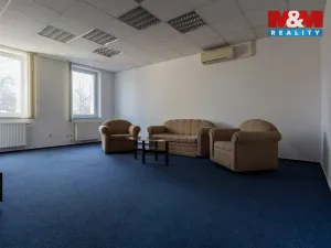 Pronájem kanceláře, Jeseník, nám. Svobody, 63 m2