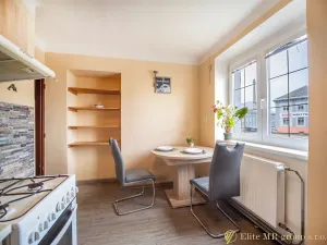 Prodej bytu 2+1, Šternberk, Husova, 59 m2