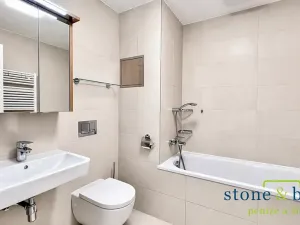 Pronájem bytu 1+kk, Praha - Strašnice, Zvěřinova, 38 m2