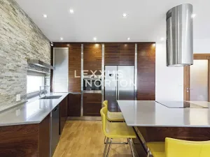 Pronájem bytu 4+kk, Praha - Žižkov, Jeseniova, 116 m2