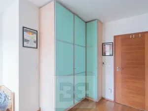 Prodej bytu 3+kk, Praha - Kobylisy, Pod hliništěm, 70 m2