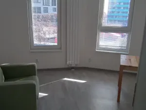 Pronájem kanceláře, Praha - Žižkov, Olgy Havlové, 71 m2