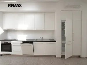 Pronájem bytu 2+kk, Kolín, Heverova, 52 m2