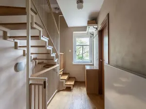 Pronájem vily, Praha - Střešovice, Ve Střešovičkách, 139 m2