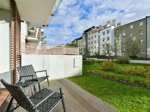 Pronájem bytu 2+kk, Praha - Vinohrady, Korunní, 77 m2