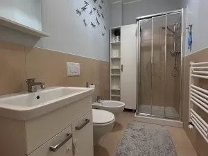 Prodej bytu 2+kk, Praha - Holešovice, Pplk. Sochora, 59 m2