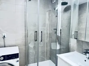 Pronájem bytu 3+1, Praha - Kobylisy, Chotovická, 84 m2