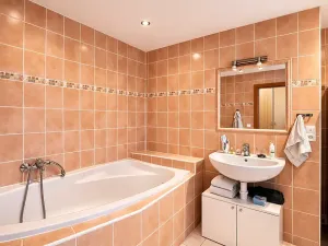 Prodej bytu 2+1, Březová, Odborářů, 46 m2