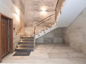 Pronájem kanceláře, Praha - Horní Počernice, Plkovská, 112 m2