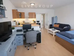 Prodej bytu 2+kk, Rosice, Na Štěpnici, 71 m2