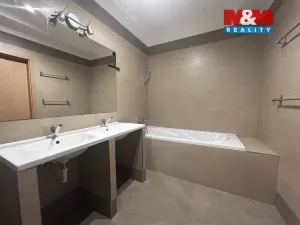 Pronájem bytu 2+kk, Ústí nad Labem - Klíše, Na Vlnovce, 51 m2