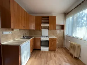 Prodej bytu 3+1, Pardubice, Varšavská, 62 m2