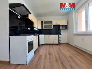 Prodej bytu 4+1, Klášterec nad Ohří, Družstevní, 81 m2
