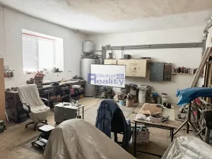 Dražba rodinného domu, Střítež, 196 m2