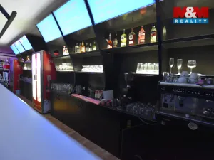 Pronájem restaurace, Holice, Smetanova, 220 m2
