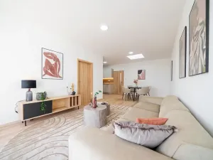 Prodej bytu 2+kk, Praha - Hloubětín, Mochovská, 63 m2