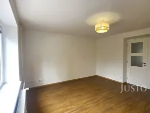 Pronájem bytu 1+1, Písek, Smetanovo nám., 38 m2