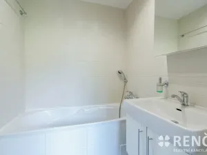 Pronájem bytu 3+1, Brno, Řezáčova, 75 m2
