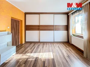 Prodej rodinného domu, Strašín, 450 m2