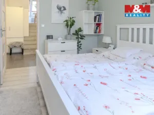 Prodej bytu 3+1, Zlín - Kudlov, Žlutá, 87 m2