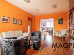 Prodej rodinného domu, Praha - Čakovice, Vyhlídkova, 243 m2