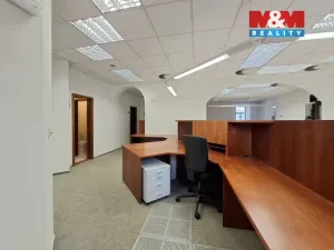 Pronájem kanceláře, Chodov, Staroměstská, 220 m2