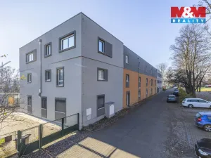 Pronájem bytu 1+kk, Praha - Vysočany, U Lidového domu, 17 m2