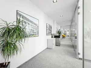 Pronájem kanceláře, Praha - Holešovice, U Uranie, 270 m2