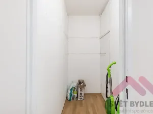 Pronájem bytu 1+1, Praha - Bohnice, Katovická, 55 m2