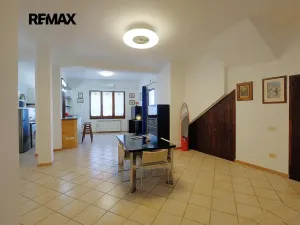 Prodej atypického bytu, Teulada, Itálie, 80 m2