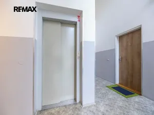 Pronájem bytu 4+kk, Praha - Modřany, Plovdivská, 82 m2