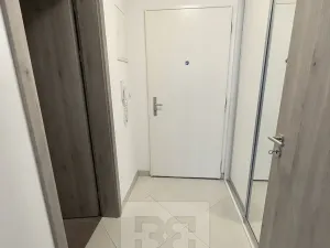 Pronájem bytu 1+kk, Praha - Stodůlky, Toufarova, 33 m2