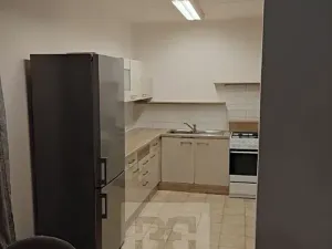 Pronájem bytu 2+kk, Praha - Petrovice, Rezlerova, 49 m2
