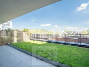 Pronájem bytu 2+kk, Praha - Holešovice, Jankovcova, 63 m2