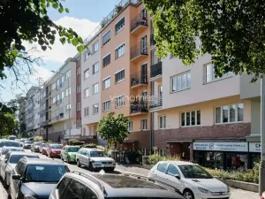 Pronájem bytu 1+kk, Praha - Střešovice, Za Hládkovem, 34 m2