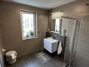 Pronájem bytu 3+kk, České Budějovice, České Vrbné, 69 m2