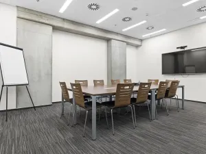 Pronájem kanceláře, Praha - Dejvice, Evropská, 1751 m2