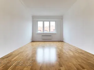 Pronájem bytu 2+kk, Praha - Nusle, U čtyř domů, 62 m2