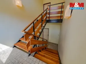 Prodej rodinného domu, Valašské Meziříčí, Družstevní, 230 m2