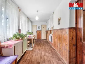 Prodej rodinného domu, Spomyšl, 350 m2