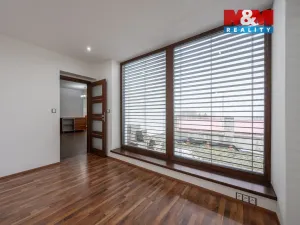 Prodej rodinného domu, Neustupov, 450 m2