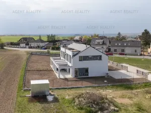 Prodej rodinného domu, Slaný, 156 m2