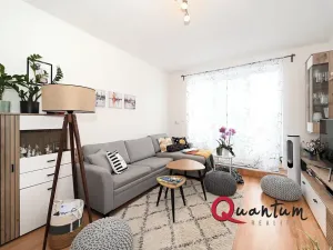 Pronájem bytu 2+kk, Praha - Řeporyje, Dělená, 56 m2