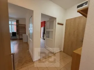 Pronájem bytu 3+1, Praha - Vršovice, Slovinská, 98 m2