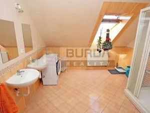 Pronájem bytu 2+kk, Neratovice, 60 m2