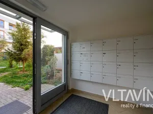 Pronájem bytu 3+kk, Praha - Pitkovice, Holubinková, 80 m2