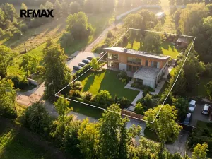 Prodej komerčního pozemku, Hřebeč, 1670 m2