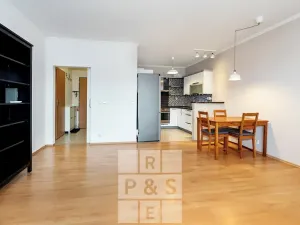 Pronájem bytu 2+kk, Praha - Vysočany, Jana Přibíka, 62 m2